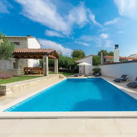 The Mulberry Stonehouse By Interhome בית נופש