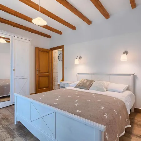 Tatil Evi Juste & Roza By Interhome *