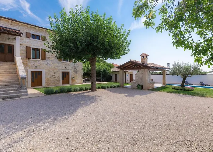 The Mulberry Stonehouse By Interhome * Žminj